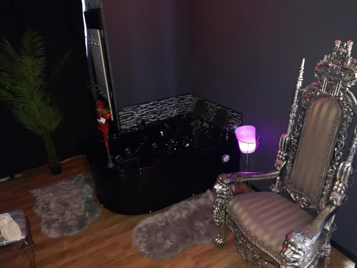 Nuit Romantique - Jacuzzi - Beziers - Romance Royale Eksteriør bilde