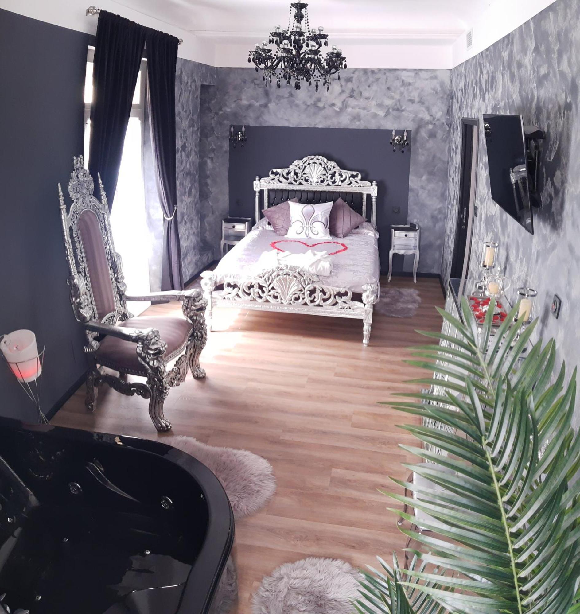 Nuit Romantique - Jacuzzi - Beziers - Romance Royale Eksteriør bilde